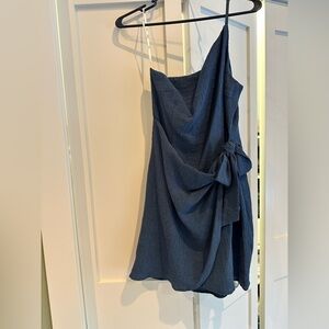 Lulu's Navy Textured one-shoulder Dress
